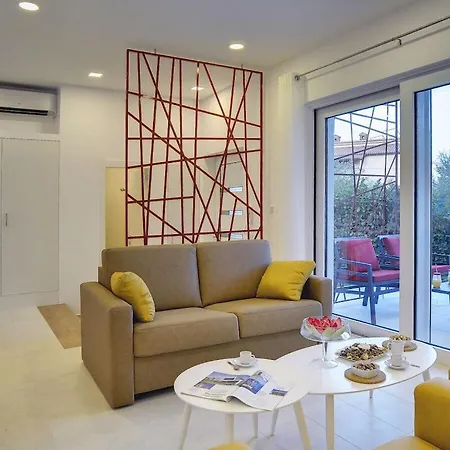 In Pula With Swimming Pool Villa