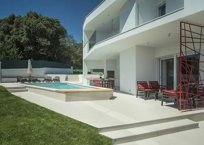 In Pula With Swimming Pool Вилла Пула