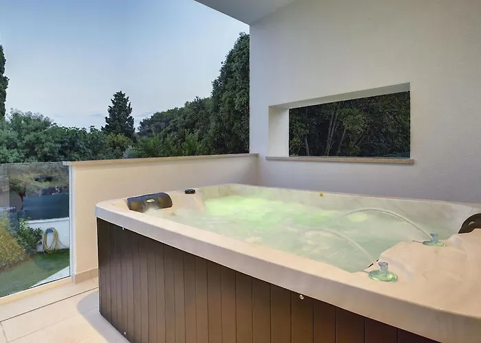 In Pula With Swimming Pool *